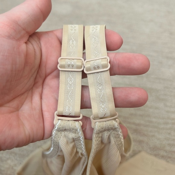 Women’s Tan Shapewear, XXLarge - Picture 7 of 10